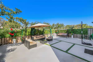 2369 Nw 131st Cir Miami, FL 33167 - MLS#A11971705