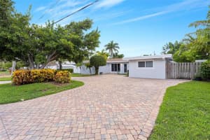 2770 Ne 30th St Lighthouse Point, FL 33064 - MLS#A11971720
