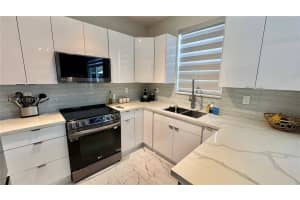 7876 Nw 109th Path Doral, FL 33178 - MLS#A11971721