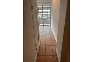 7545 E Treasure Dr 1a North Bay Village, FL 33141 - MLS#A11971738