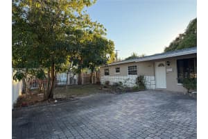 4431 Ne 1st Ter Deerfield Beach, FL 33064 - MLS#A11971746