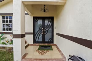 892 Nw 136th Pl Miami, FL 33182 - MLS#A11971748