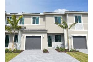 1427 Se 7th Ter 1427 Homestead, FL 33034 - MLS#A11971771