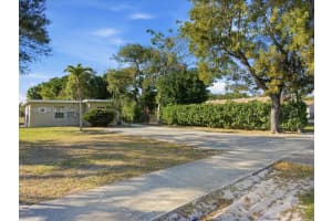 1561 Sw 44th Ter Fort Lauderdale, FL 33317 - MLS#A11971789