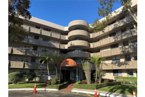 1101 Colony Point Cir 102, Pembroke Pines