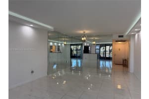 1101 Colony Point Cir 102 Pembroke Pines, FL 33026 - MLS#A11971806