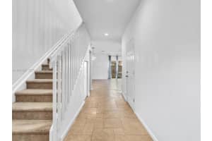 21 Se 3rd Ave Hallandale Beach, FL 33009 - MLS#A11971807