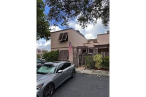 12399 Nw 11th St Pembroke Pines, FL 33026 - MLS#A11971809