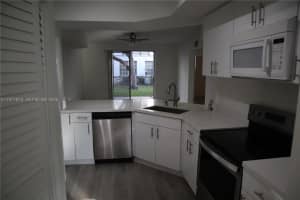 721 Sw 148th Ave 305 Sunrise, FL 33325 - MLS#A11971810