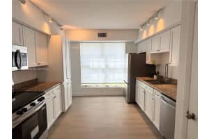 6245 Old Court Rd 102 Boca Raton, FL 33433 - MLS#A11971846