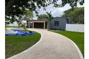 14825 Garden Dr Miami, FL 33168 - MLS#A11971878