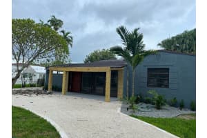 14825 Garden Dr Miami, FL 33168 - MLS#A11971878