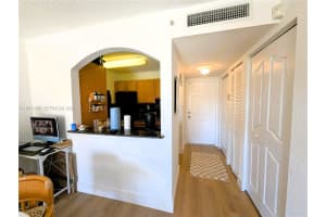 445 SW 11th St APT 408, Miami, FL 33130, - MLS#A11971906