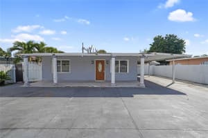 840 E 17th St Hialeah, FL 33010 - MLS#A11971968