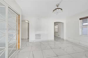 840 E 17th St Hialeah, FL 33010 - MLS#A11971968