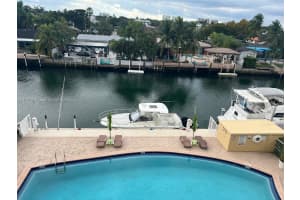 2000 Ne 135th St 406 North Miami, FL 33181 - MLS#A11971974