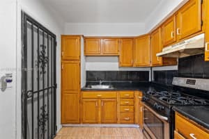 9201 33rd Ave Rd , Miami, FL 33147 - MLS#A11971976