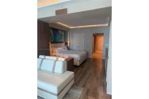 551 N Fort Lauderdale Beach Blvd R2210 Fort Lauderdale, FL 33304 - MLS#A11972007