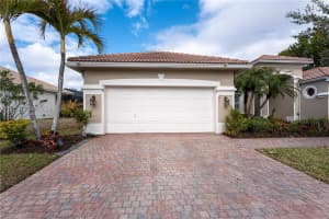 6918 Se Sleepy Hollow Ln Stuart, FL 34997 - MLS#A11972011