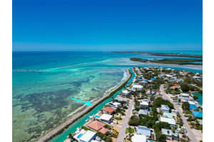 250 W Seaview Cir, Marathon, FL 33050, - MLS#A11972060