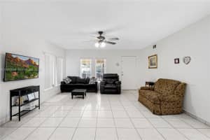 4318 E 8th Ct Hialeah, FL 33013 - MLS#A11972065
