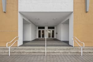 900 Sw 8th St 505 Miami, FL 33130 - MLS#A11972074