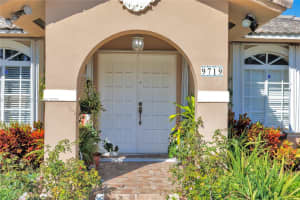 9719 Nw 127th St Hialeah Gardens, FL 33018 - MLS#A11972116