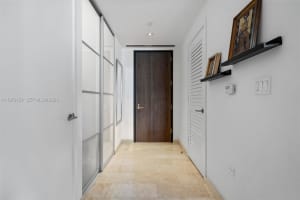 68 Se 6th St 3209 Miami, FL 33131 - MLS#A11972124