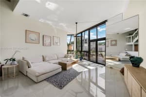 3068 Ne 49th St Fort Lauderdale, FL 33308 - MLS#A11972149