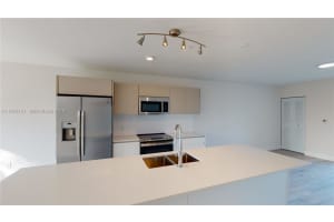 2555 Ne 193rd St 2224, Miami