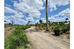 32802 Sw 202 Ave Homestead, FL 33034 - MLS#A11972158