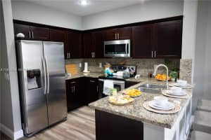 7941 Catalina Cir 7941 Tamarac, FL 33321 - MLS#A11972234