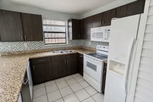 10900 Nw 7th St 101 Miami, FL 33172 - MLS#A11972258