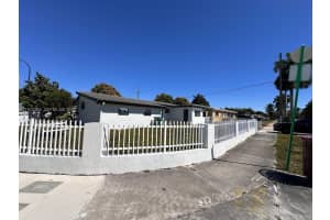 1631 Nw 175th St Miami Gardens, FL 33169 - MLS#A11972265