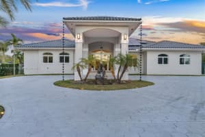 135 Sw 125th Ave, Miami