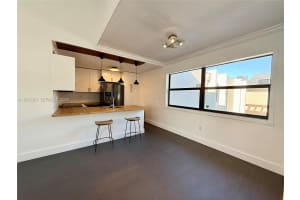 10231 Fontainebleau Blvd 203 Miami, FL 33172 - MLS#A11972321