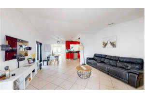 13821 Sw 14th St Miami, FL 33184 - MLS#A11972335