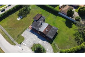 10450 Nw 19th Ave Miami, FL 33147 - MLS#A11972342