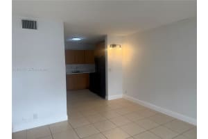 715 Ne 2nd Ave 202 Fort Lauderdale, FL 33304 - MLS#A11972377