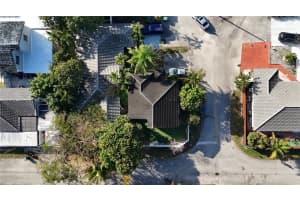 18499 Nw 52nd Path Miami Gardens, FL 33055 - MLS#A11972461