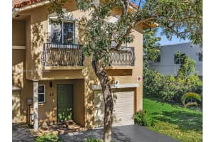 23 Se 3rd Ave Hallandale Beach, FL 33009 - MLS#A11972469