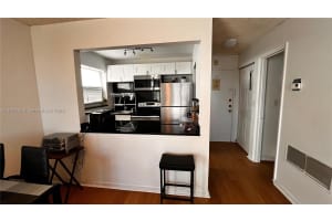 1990 Marseille Dr 407 Miami Beach, FL 33141 - MLS#A11972476