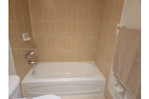 4550 Nw 9th St 704e Miami, FL 33126 - MLS#A11972479