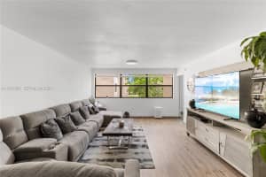 2704 Nw 104th Ave 306 Sunrise, FL 33322 - MLS#A11972504