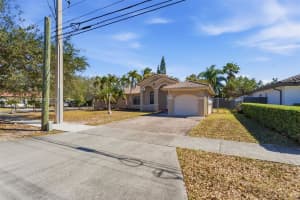 18049 Sw 152nd Ave Miami, FL 33187 - MLS#A11972519