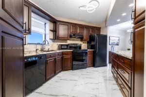 6855 W Broward Blvd 201 Plantation, FL 33317 - MLS#A11972527