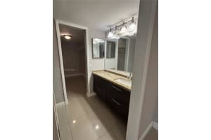 400 Commodore 107 Plantation, FL 33325 - MLS#A11972535