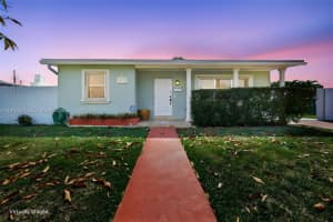 10720 Sw 55th Ter, Miami