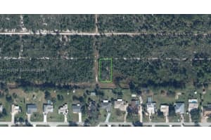 560 Sanderling Ave Sebring, FL 33872 - MLS#A11972560