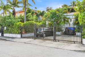 1460 2nd St , Miami, FL 33125 - MLS#A11972574